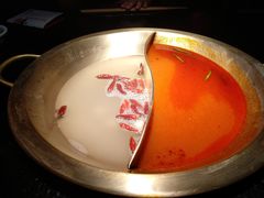 鸳鸯锅-九鼎轩火锅大排挡