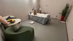 -童谣里医疗级月子中心(独栋湖景店)