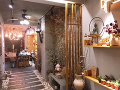 -泰·菩提树下[泰式按摩x精油SPAx肩颈头疗](新景店)