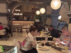 -必胜客(砂之船中东奥莱店)