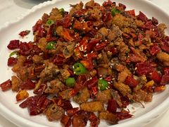 -犇逸·乐山跷脚牛肉·四川现炒(览海店)