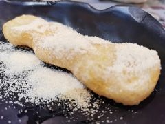 儿时糖饺子（1个）-双燕楼·手工馄饨·汤面小吃(世纪汇店)