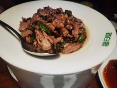 -新白鹿餐厅(滨江银泰店)