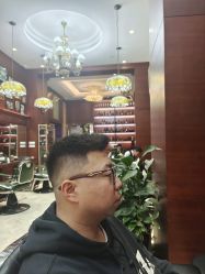 -尼特斯男士发型馆