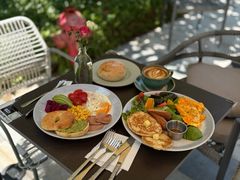 -ommo cafe(半岛城邦店)