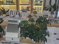 -康利眼镜·蔡司战略合作店(龙泉书房店)
