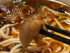 -矮子粉店1985·长沙米粉(湘春路店)