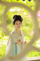 -一揽芳华汉服旗袍体验馆(拙政园店)