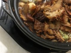 半肉半肚-赵家牛肉砂锅(台西三路店)