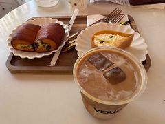 -VERIE BAKEHOUSE