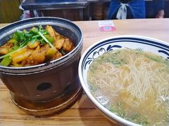 干锅牛蛙面-霸道川面馆(张江店)