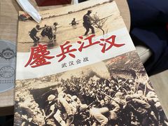 -钟书阁(群光广场店)