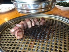 -唯成•韩国炭火烤肉 유성고기