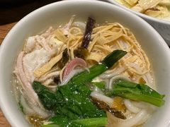 蒙自过桥米线-一坐一忘云南菜(嘉里中心店)