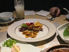 -穹六人间 people 6(岳阳路店)