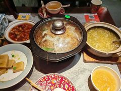 -山四砂锅(钟楼街店)