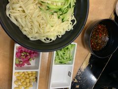 老北京炸酱面-吴记百姓菜馆·北京菜·烤鸭(故宫店)