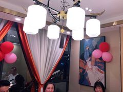 -有红鸡毛店·川菜(建设路店)