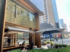 -星巴克臻选(南京艾尚天地店)