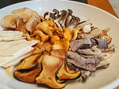 -黔蘑菇四季餐厅(观山湖店)