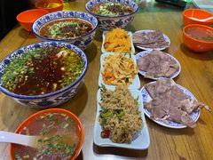 -伊穆祥牛肉面总店·清真