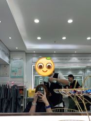 -镁连社·美联社