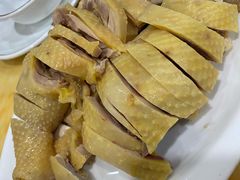 白斩三黄鸡-翰汇居特色农家菜(南汇新城滴水湖店)