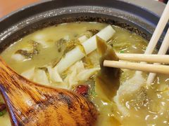 -周鱼小馆石锅酸菜鱼(活力汇店)