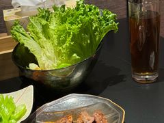 -山川小町·极番烧肉(新地假日广场店)