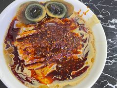 -何老二卤汁凉粉