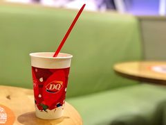 草莓暴风雪-DQ·蛋糕·冰淇淋(惠山万达店)