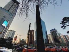 -BHC炸鸡(明洞总店)