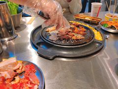 -阿亲家·韩式无限烤肉(花果园店)