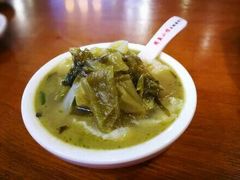 -周鱼小馆石锅酸菜鱼(活力汇店)