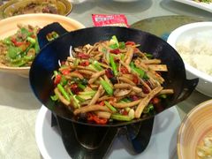 -皇城海航餐饮部