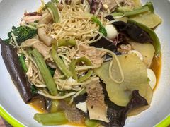 -万记麻辣烫国展总店