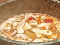 -蘑界·野生菌火锅(深业上城店)