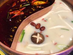 -三人行骨头王火锅(长寿店)