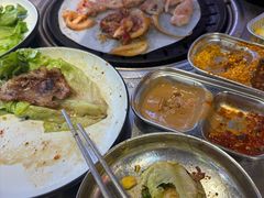 -哈哈碳都·牛肋条无限自助烤肉(台江万达店)