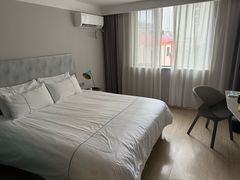 -白玉兰酒店(上海田子坊马当路地铁站店)