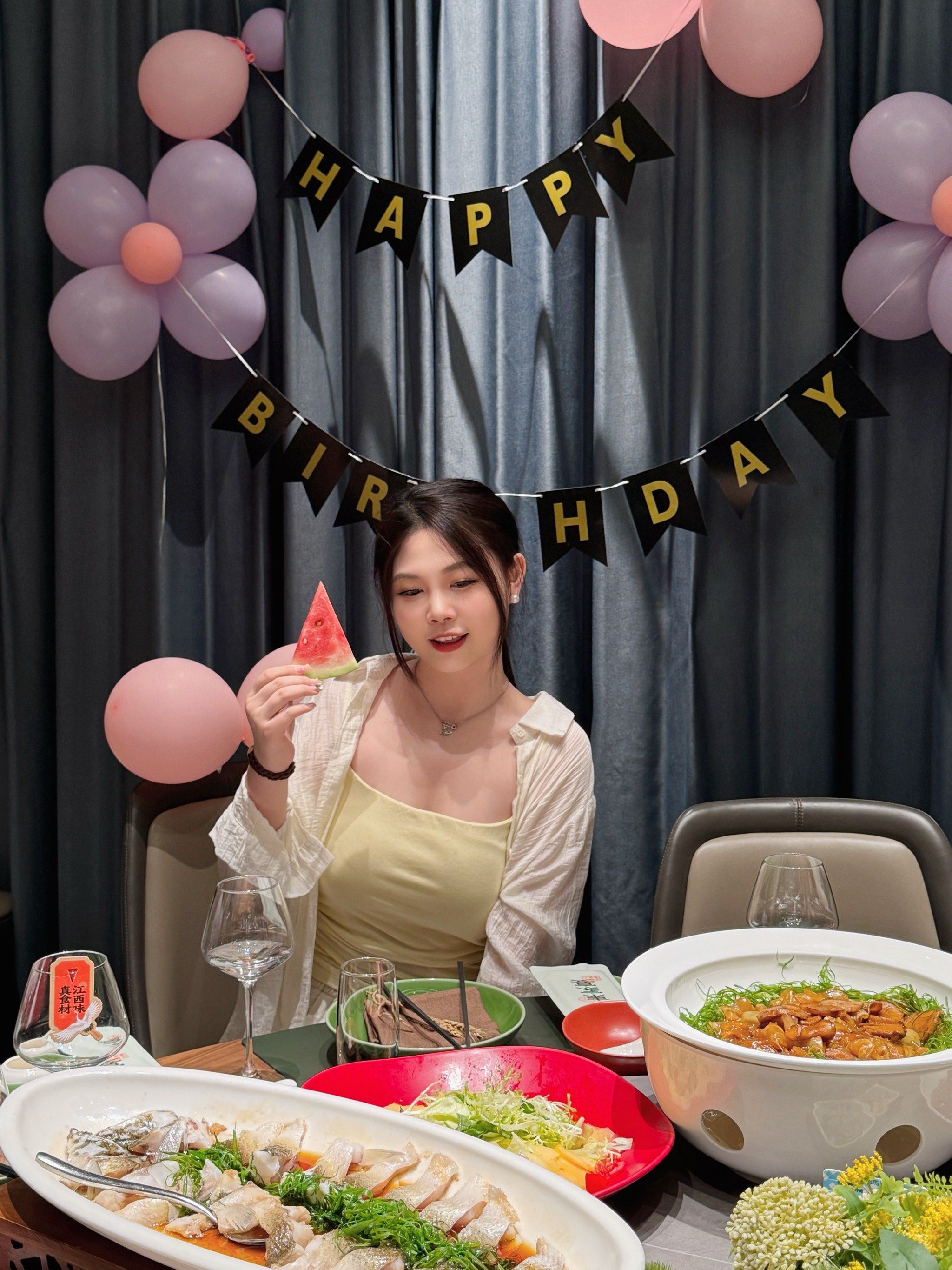 赣州.这家的生日餐还是太全面了.