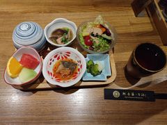 -阿吾罗·月咏精致日料(港汇恒隆广场店)
