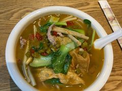 -牛八宝桂林米粉(八里庄店)