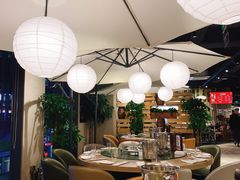 大堂-日进一片海.生腌海鲜火锅.宵夜烧烤(三里屯总店)