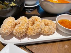 炸虾饼配泰国梅子酱-帕蓝·暹罗料理(大学路店)