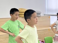 -蓝话筒·少儿成人演讲口才·主持朗诵·戏剧表演(大华第一坊店)