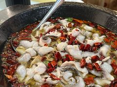 沸腾水煮鱼-金三可市井水煮鱼(金碧园店)