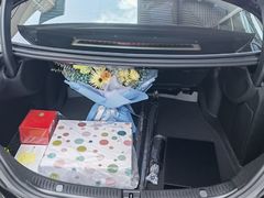 -上海星瀚奔驰4S店(红柳路店)