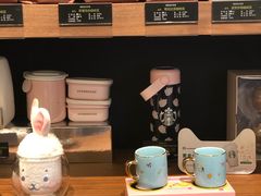-星巴克(恒隆广场店)
