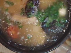 -三鞭一花·独一处·元英砂锅(海光寺店)